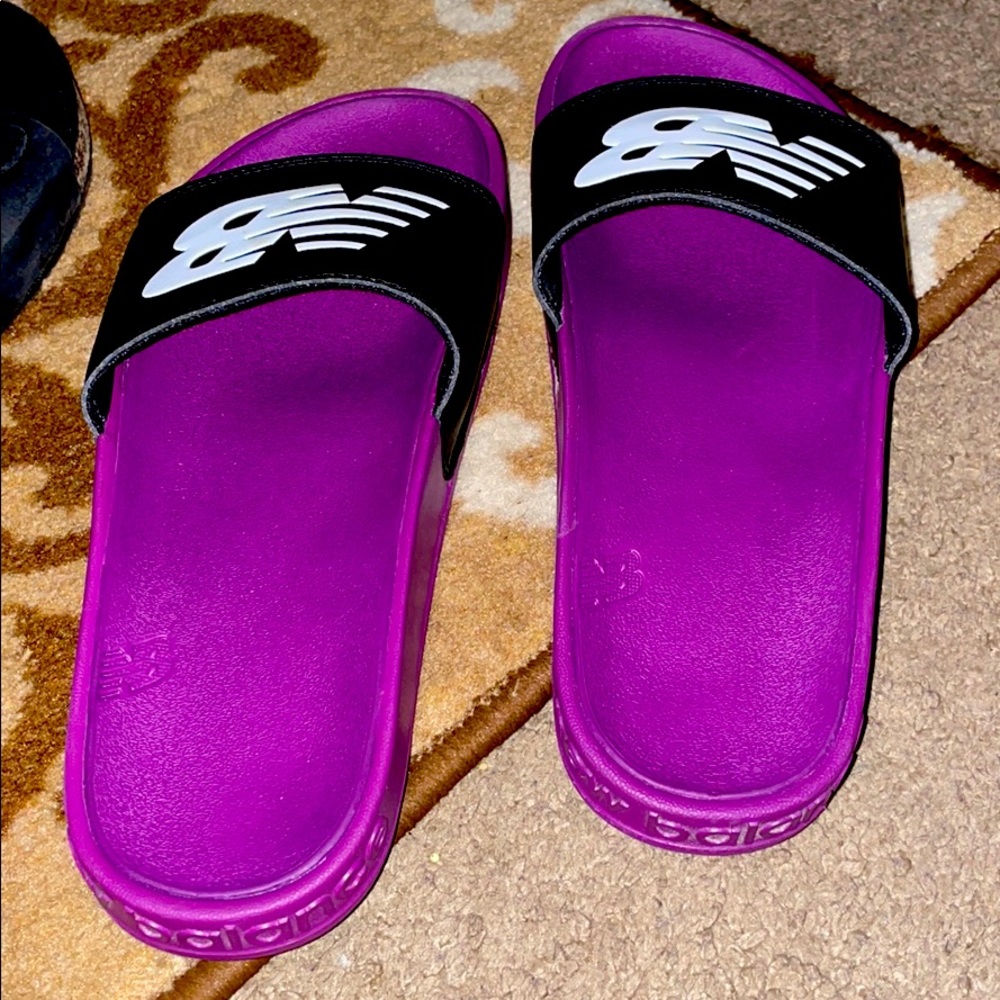 New balance flops NEW FIRM